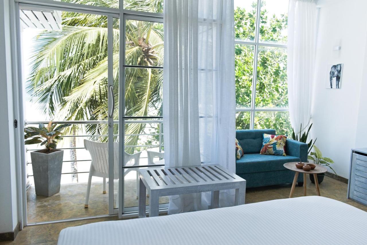 Smeralda Beach Hotel Dikwella Екстериор снимка