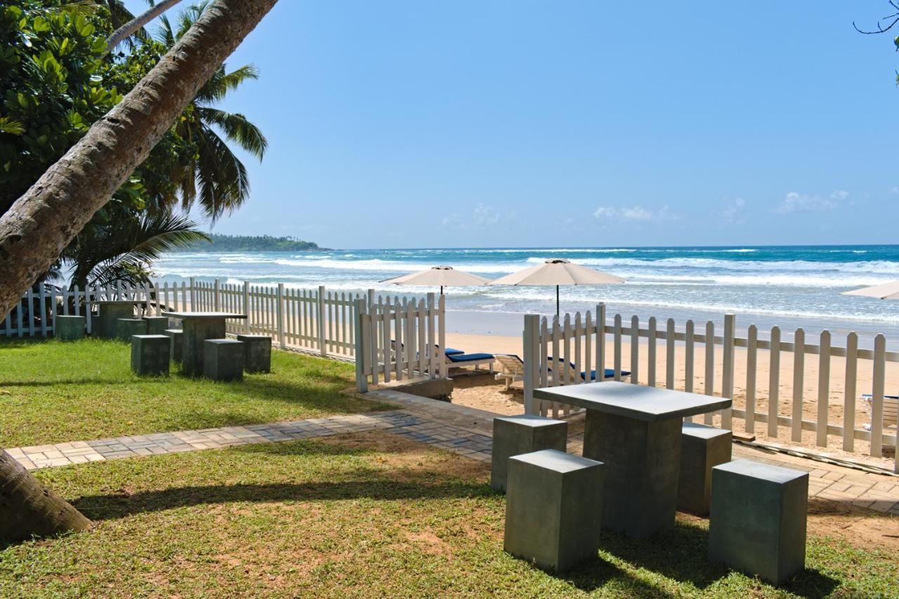Smeralda Beach Hotel Dikwella Екстериор снимка