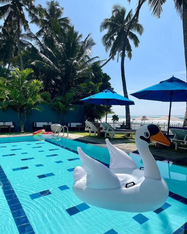 Smeralda Beach Hotel Dikwella Екстериор снимка