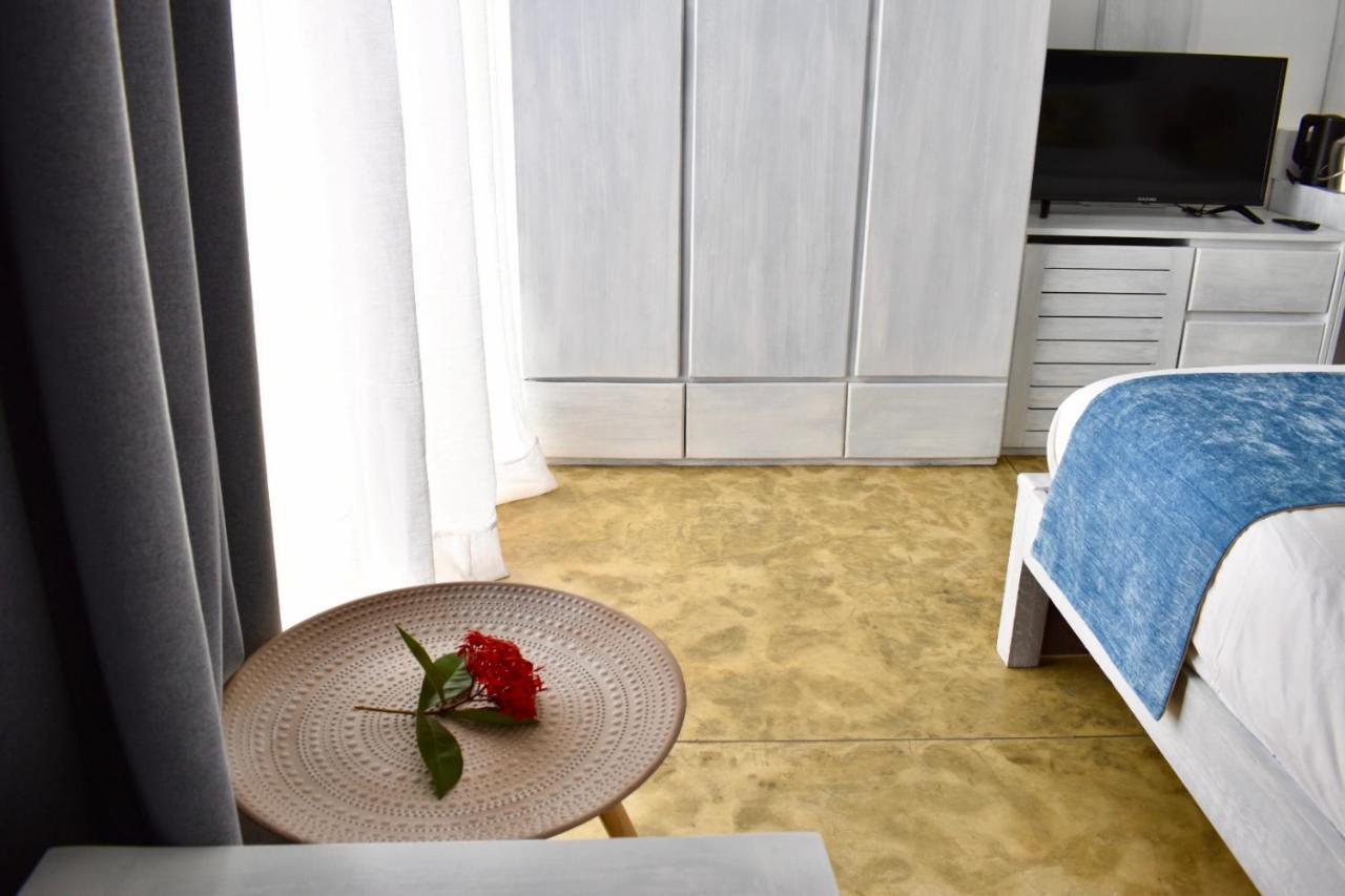 Smeralda Beach Hotel Dikwella Екстериор снимка