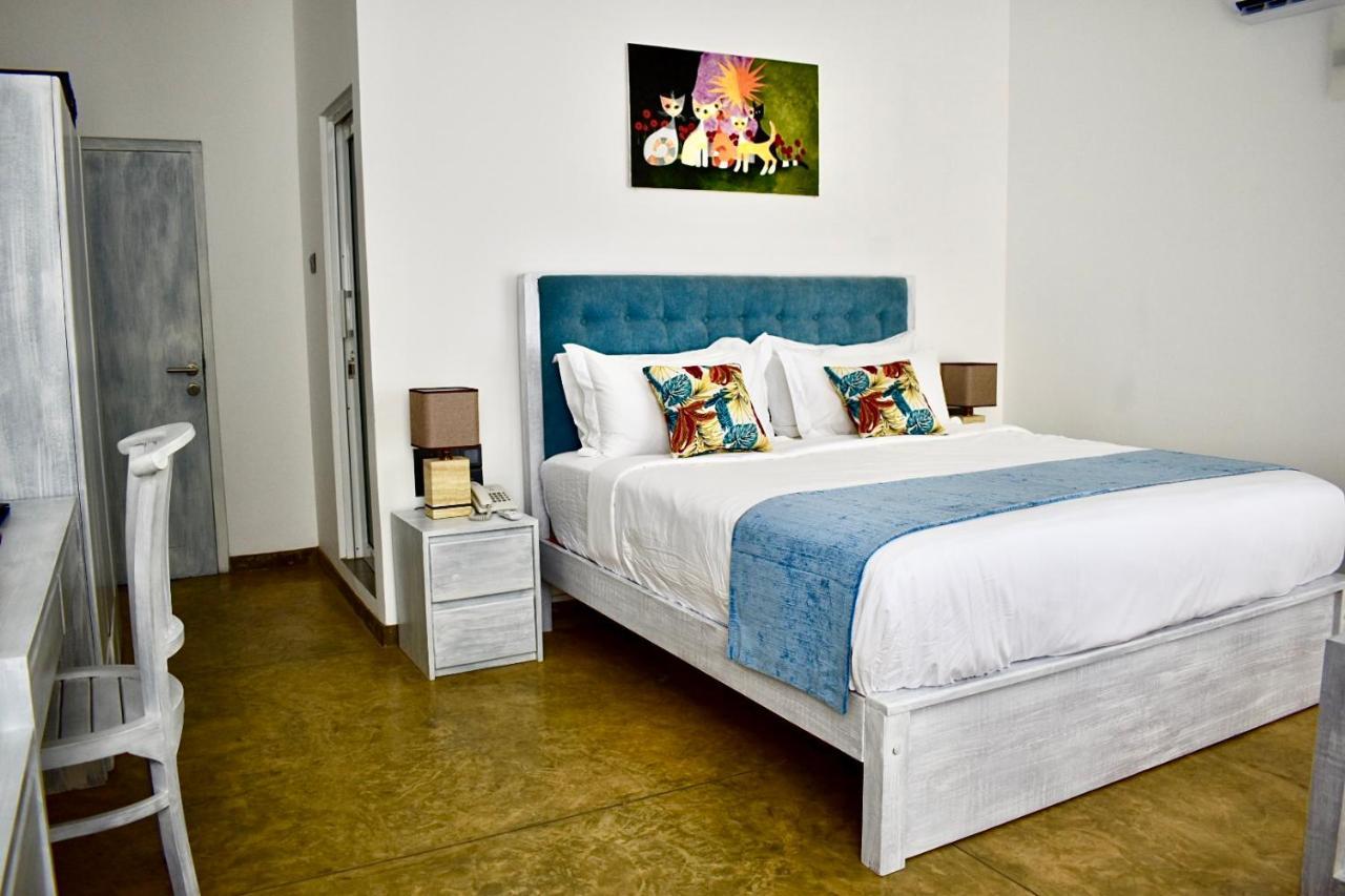 Smeralda Beach Hotel Dikwella Екстериор снимка
